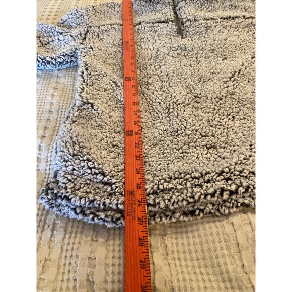 Thread & Supply Fuzzy Teddy Bear Jacket Size Medium Lined Pockets 1/4 Zip Gray - Picture 12 of 12
